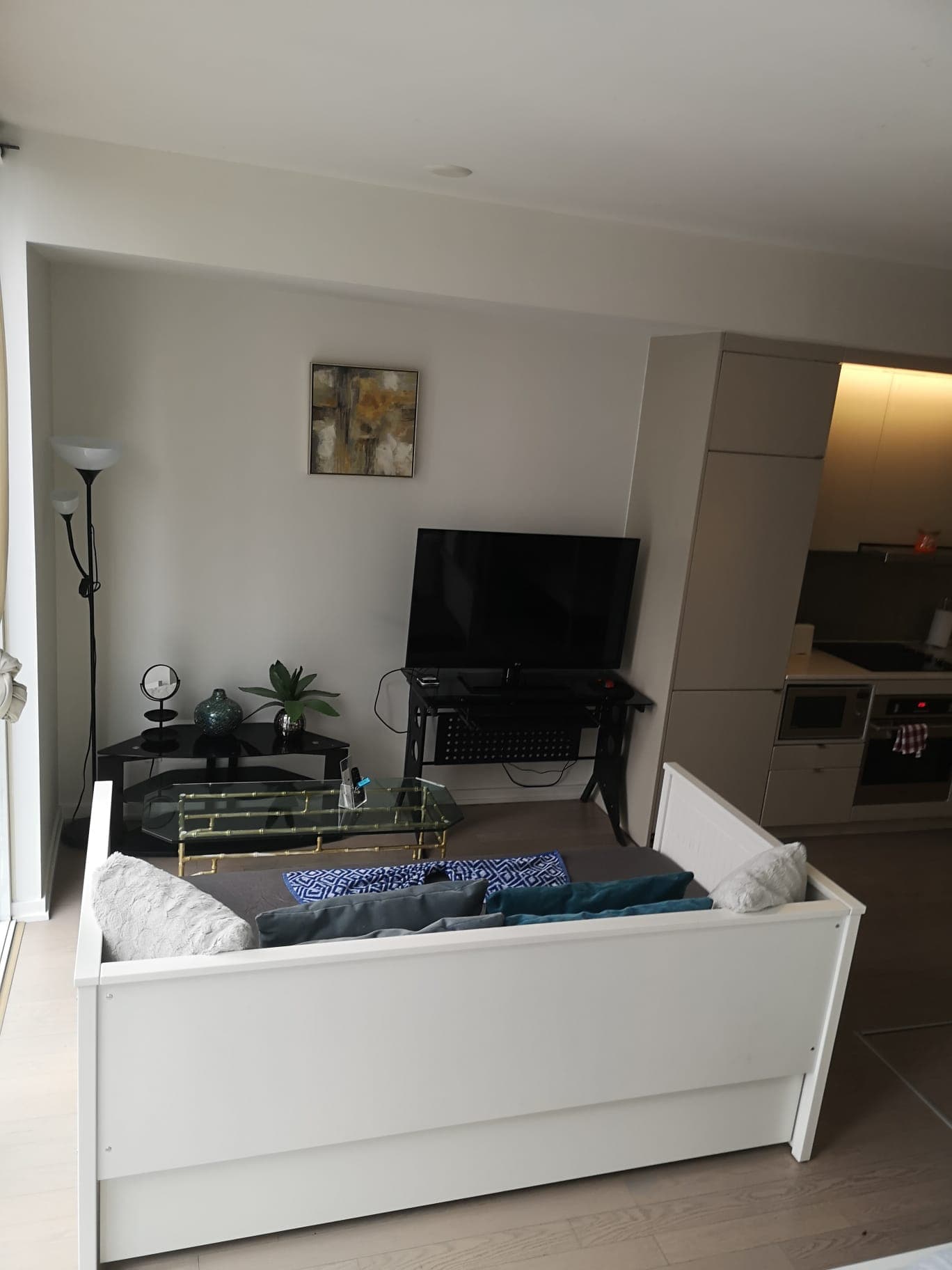 dcb7bfa8-c744-4356-8f29-b6dafe38eae9.jpg