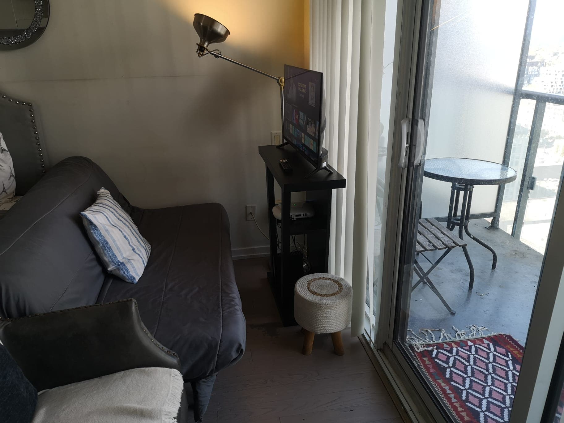 tv_balcony.jpg
